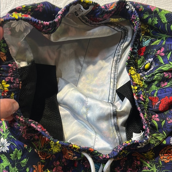 Empyre Floral and Tie-Dye Board Shorts Bundle. EDM. Festival. Medium - Picture 4 of 15